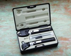 Pocket Otoscope/Ophthalmoscope Set, Halogen Light by American Diagnostics - ADC5110N